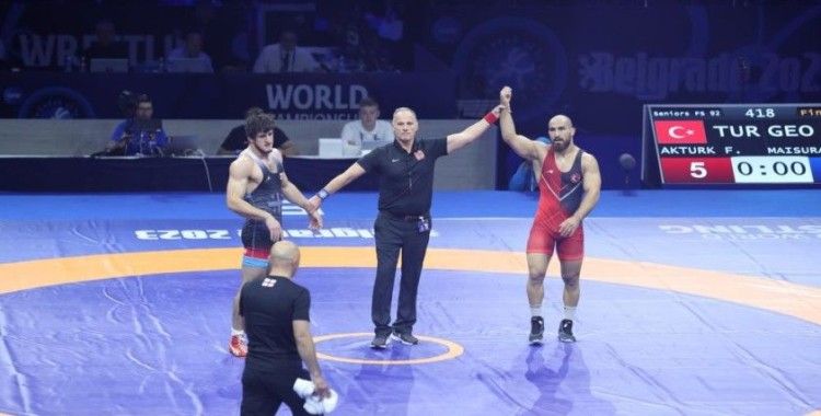 Türk güreşinin dünya şampiyonalarında 200. madalyası