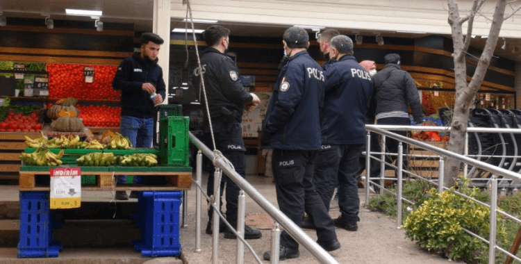 Evli çifte süpermarkette dehşeti yaşatan sanık yeniden hakim karşısında