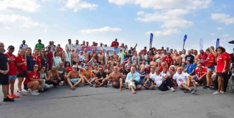 Cumhuriyetin 100. yılında 1923 metre kulaç
