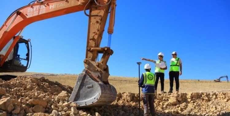 Ege'nin en büyük güneş enerji santrali inşası başladı