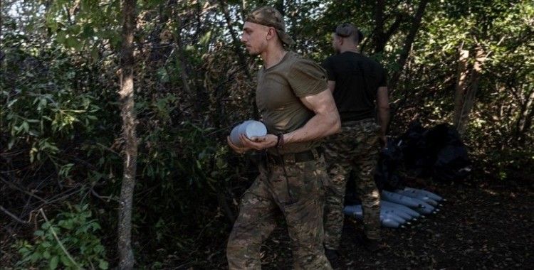 İngiltere, Ukrayna'ya on binlerce top mermisi daha tedarik edecek