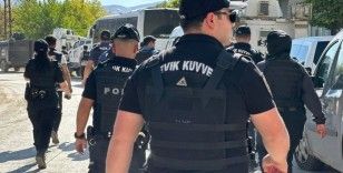 Yüksekova polisinden uyuşturucuya geçit yok: 9 gözaltı