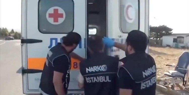 Hasta nakil aracıyla Türkiye'ye uyuşturucu sokmaya çalışanlar yakalandı