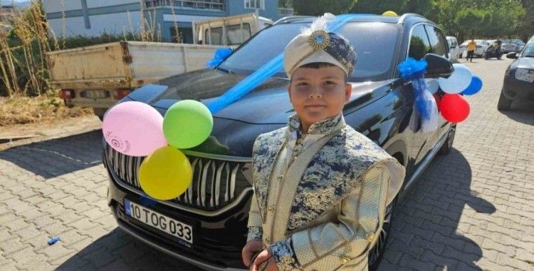 Sındırgı’nın Togg’u sünnet aracı oldu
