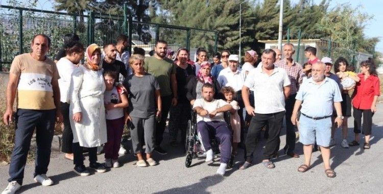 İzmir'deki konteyner kentin kapanma kararına depremzedelerden tepki