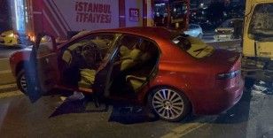 Bakırköy’de kontrolden çıkan otomobil kamyonete çarptı: 1 yaralı

