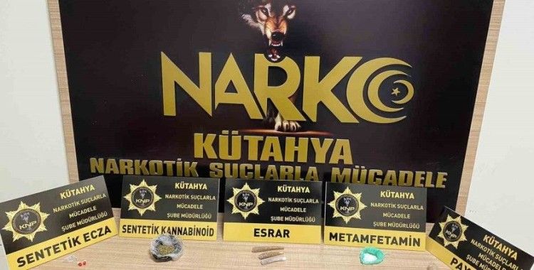 Kütahya’da otobüs yolcusunun üzerinde uyuşturucu ele geçirildi