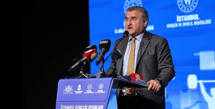 Bakan Osman Aşkın Bak: Biz gençlerimizin emrindeyiz. Her zaman onların yanındayız