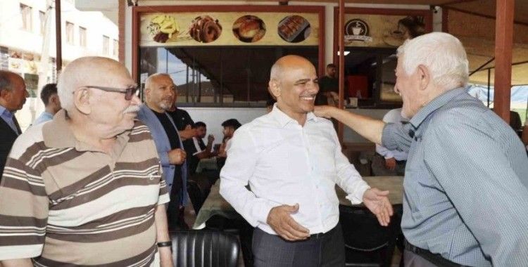 Körfez’i sokak sokak gezdiler
