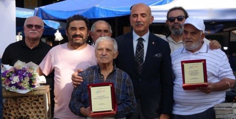 Onlar kentin dondurmacı dedeleri