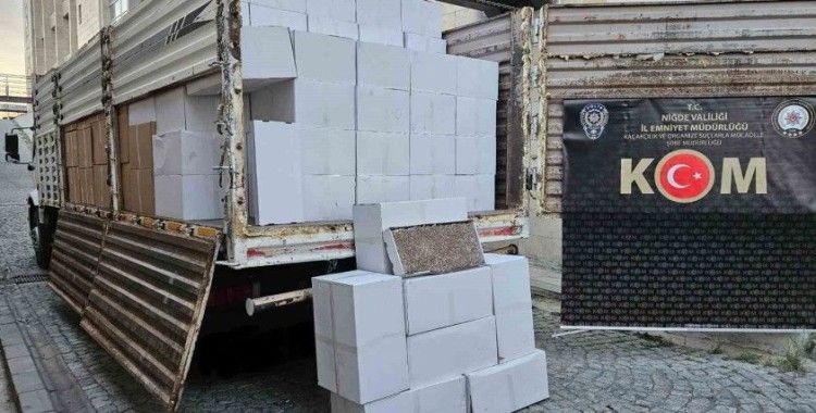 Niğde’de kaçakçılık operasyonu: Milyonlarca kaçak makaron ele geçirildi
