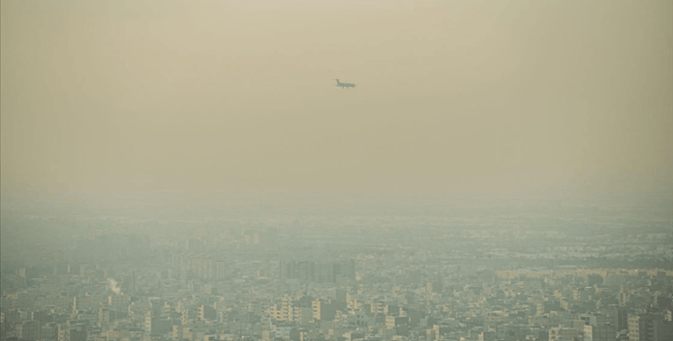 Irak’taki yangının dumanı, İran'da hava kirliliğine neden oldu