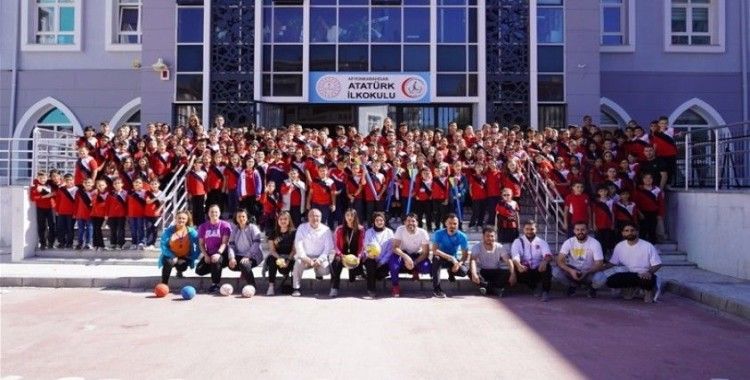 Afyonkarahisar’da ‘Geleneksel Çocuk Oyunları ve Fiziksel Aktivite’ etkinliği

