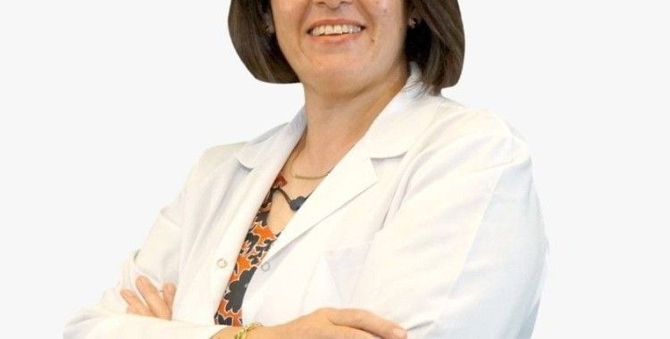 Uzmanlar bulaş riski yüksek olan eris varyantına karşı uyarıyor
