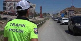 43 ilin geçiş güzergahı Kırıkkale’de 1 haftalık trafik denetimi bilançosu: 13 milyon lira ceza
