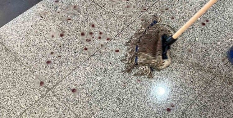 Bıçaklı saldırıya uğrayan dekan yardımcısı: “Şahsı kontrol altına alana kadar defalarca bıçağı bana saplamaya çalıştı”
