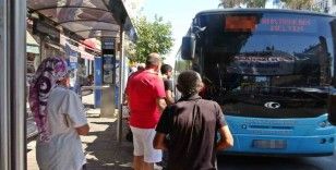 Antalyalı yaşlılar ücretiz taşımadan memnun
