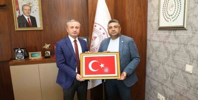 Özel Eğitim Konfederasyonu Genel Başkanı Kılıç, Ağrı Milli Eğitim Müdürü Kökrek ile görüştü
