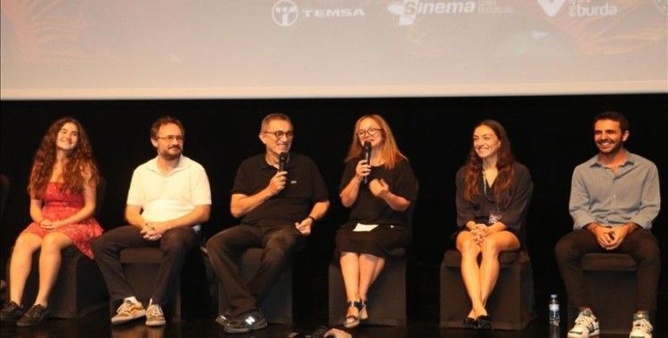 Türkiye'nin Oscar adayı 'Kuru Otlar Üstüne' filminin Türkiye prömiyeri yapıldı