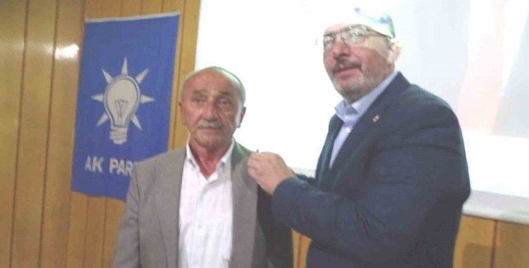 Hisarcık CHP İlçe Başkanı İsmail Kurt istifa ederek AK Parti’ye geçti
