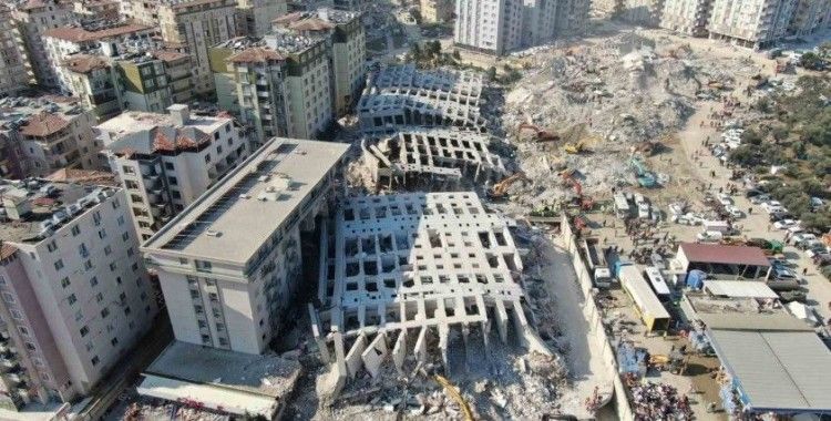 Yüzlerce kişiye mezar olan Rönesans Rezidans’ın mühendisi tutuklandı