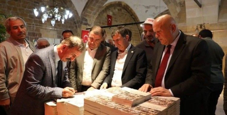 Bayburt Belediyesi Taşhan Sanat Galerisi’nde kültür sanat etkinliği

