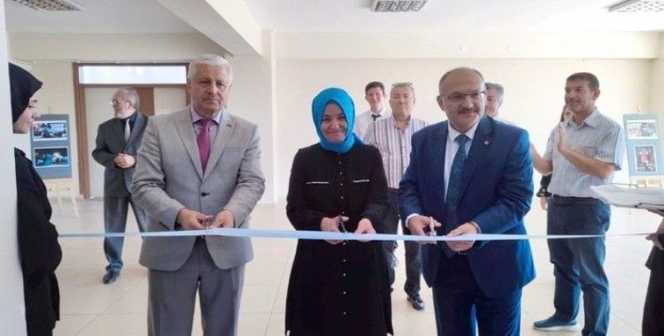 Gediz Kız Anadolu İmam Hatip Lisesi’nde tiyatro atölyesi açılışı gerçekleşti
