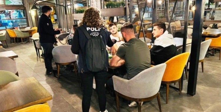 Kütahya'da 350 kişiye, bilinçli ve güvenli internet kullanımı eğitimi verildi