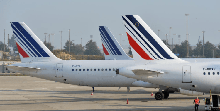 Nijer Fransız uçaklarının hava sahasına girmesini yasakladı