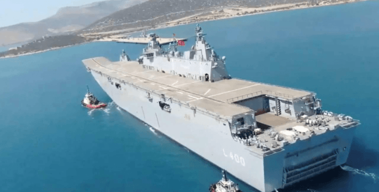 TCG Anadolu Taşucu Ağalar İskelesi'ne yanaştı