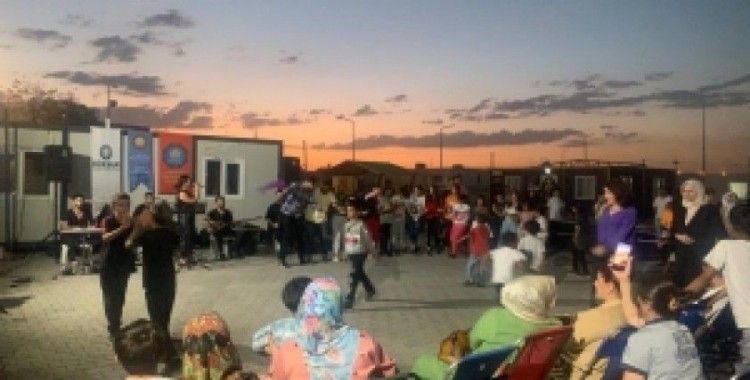 Depremzedeler için 'Diyarbakır Türküleri ile Moral Etkinliği'