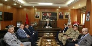 Vali Tanrısever: "Kıt kaynakla çok fazla iş yapmanın derdinde olacağız"
