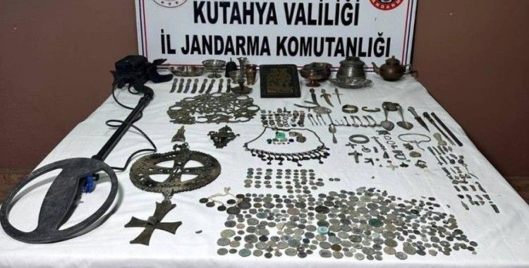 Kütahya'da tarihi eser operasyonu