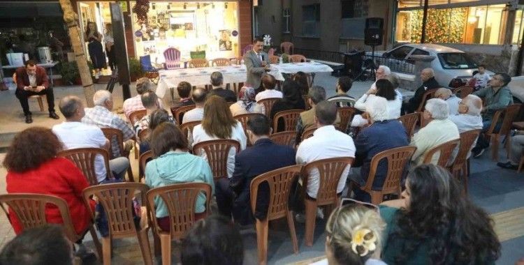 Başkan Deveci, Lozan Caddesi’nde esnafı dinledi