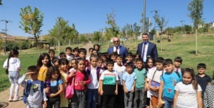 Genel Sekreter Çiftçi Hazro'da incelemelerde bulundu