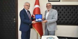 Rektör Çolak’tan, Başkan Bozkurt’a ziyaret
