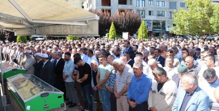 Havza Belediye Başkanı Özdemir’in kardeş acısı
