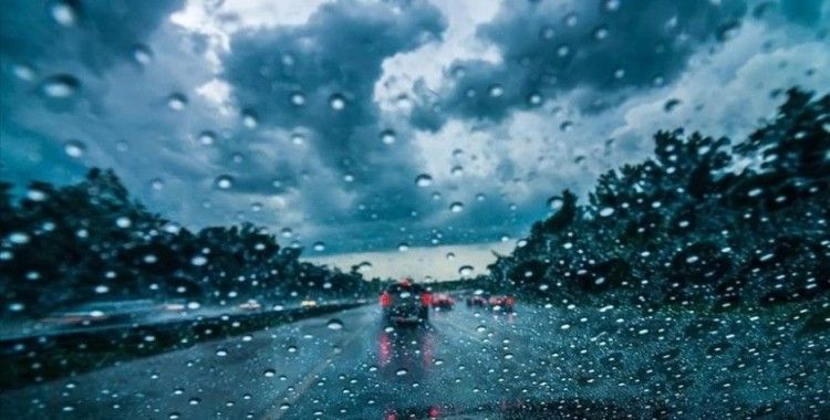 Trakya ve İstanbul'un batı kesimleri için kuvvetli yağış uyarısı