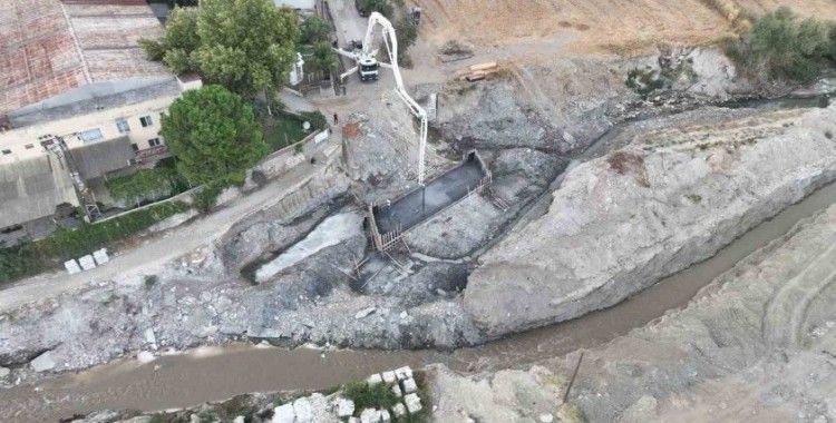 Selde yıkılan Eskihisar Köprüsü yenileniyor
