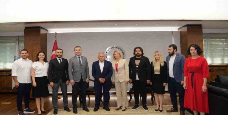 Eczacılar Odası’ndan Başkan Büyükkılıç’a Ziyaret
