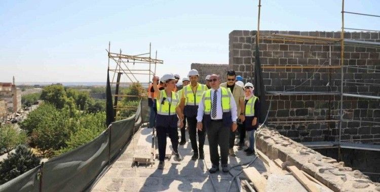 Genel Sekreter Çiftçi, Urfa Kapı’daki restorasyon çalışmalarını inceledi