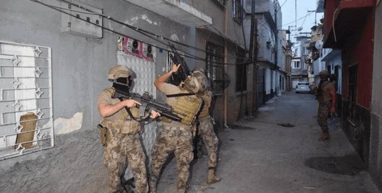 MİT ve Emniyetten 18 ilde PKK’nın hücre yapılanmasına operasyon: 90’a yakın gözaltı