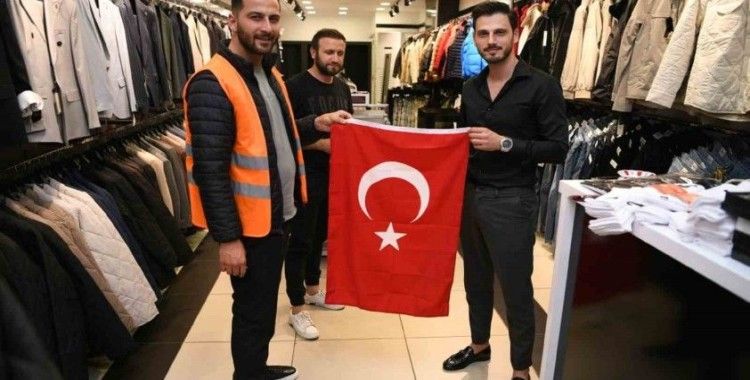 Çayırova kırmızı beyaza bürünecek
