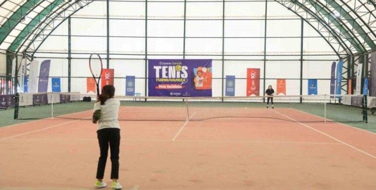 Uyanış Gençlik 2. Tenis Turnuvası devam ediyor
