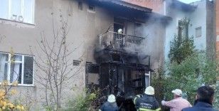 Kütahya’da yaşlı bir çiftin kaldığı evde yangın
