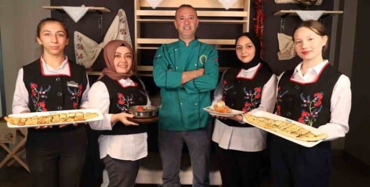 Geleneksel lezzetler bu restoranda
