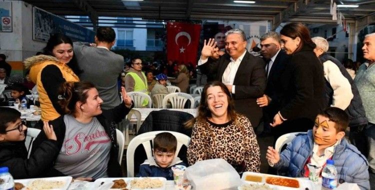 Muratpaşa’dan Komşu Sofrası
