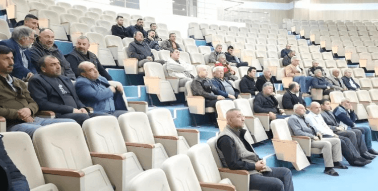 Okul servis aracı şoförlerine eğitim verildi