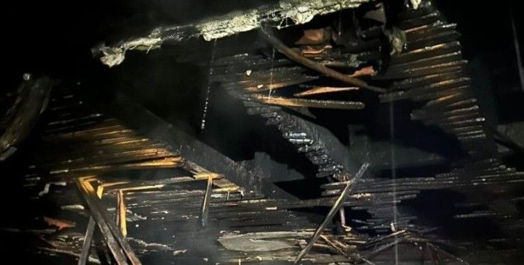 Kırklareli’nde ev yangını: Dumandan etkilenen kişi baygınlık geçirdi
