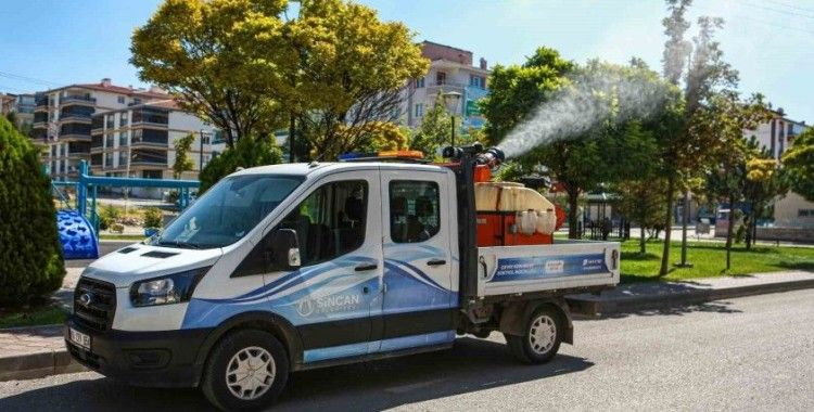 Sincan Belediyesi ilaçlama çalışmalarına devam ediyor
